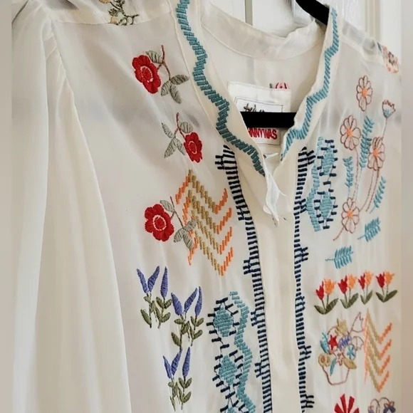 Johnny Was BIYA Top, Size XS, White Tunic, 100% Silk, Embroidered - Picture 5 of 13